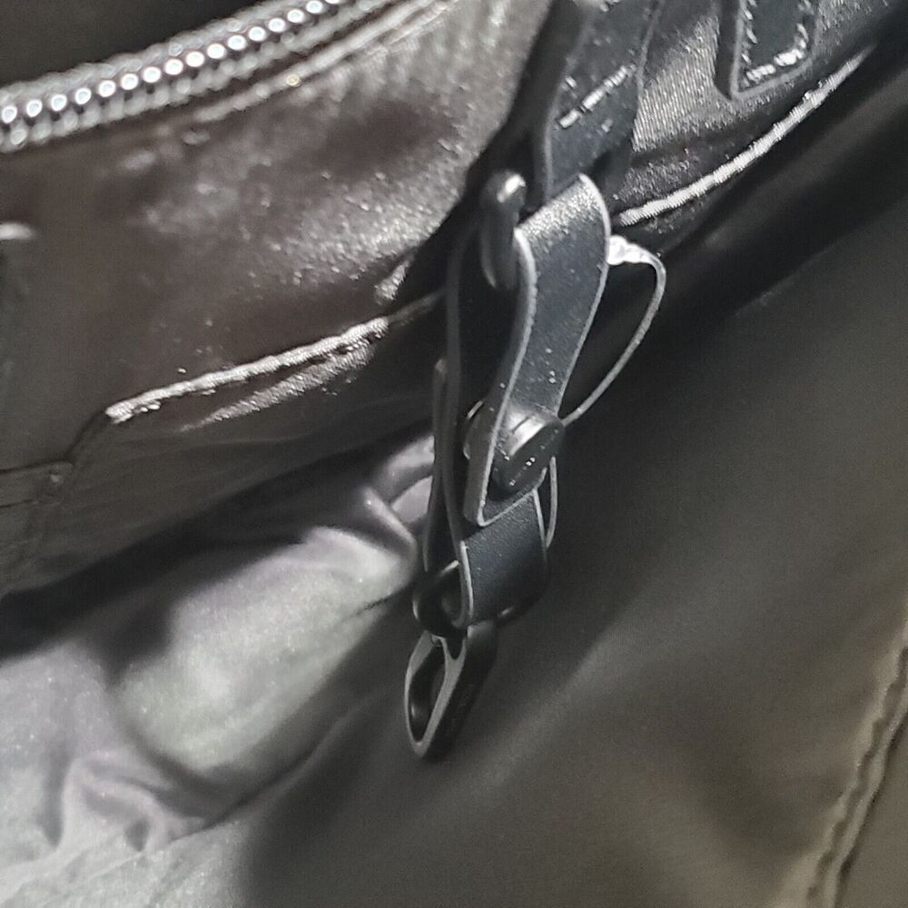 Michael Kors Parker Nylon Messenger Shoulder Bag Computer Crossbody travel 14x12 - Picture 11 of 13